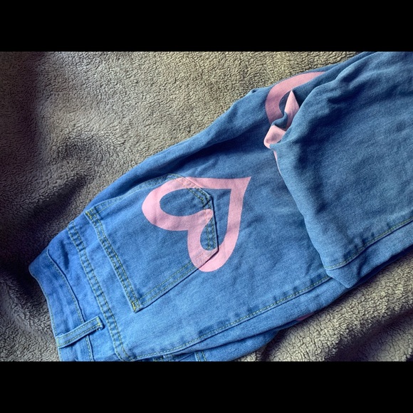 Heart Graphic Jeans - Worn once - Picture 5 of 7